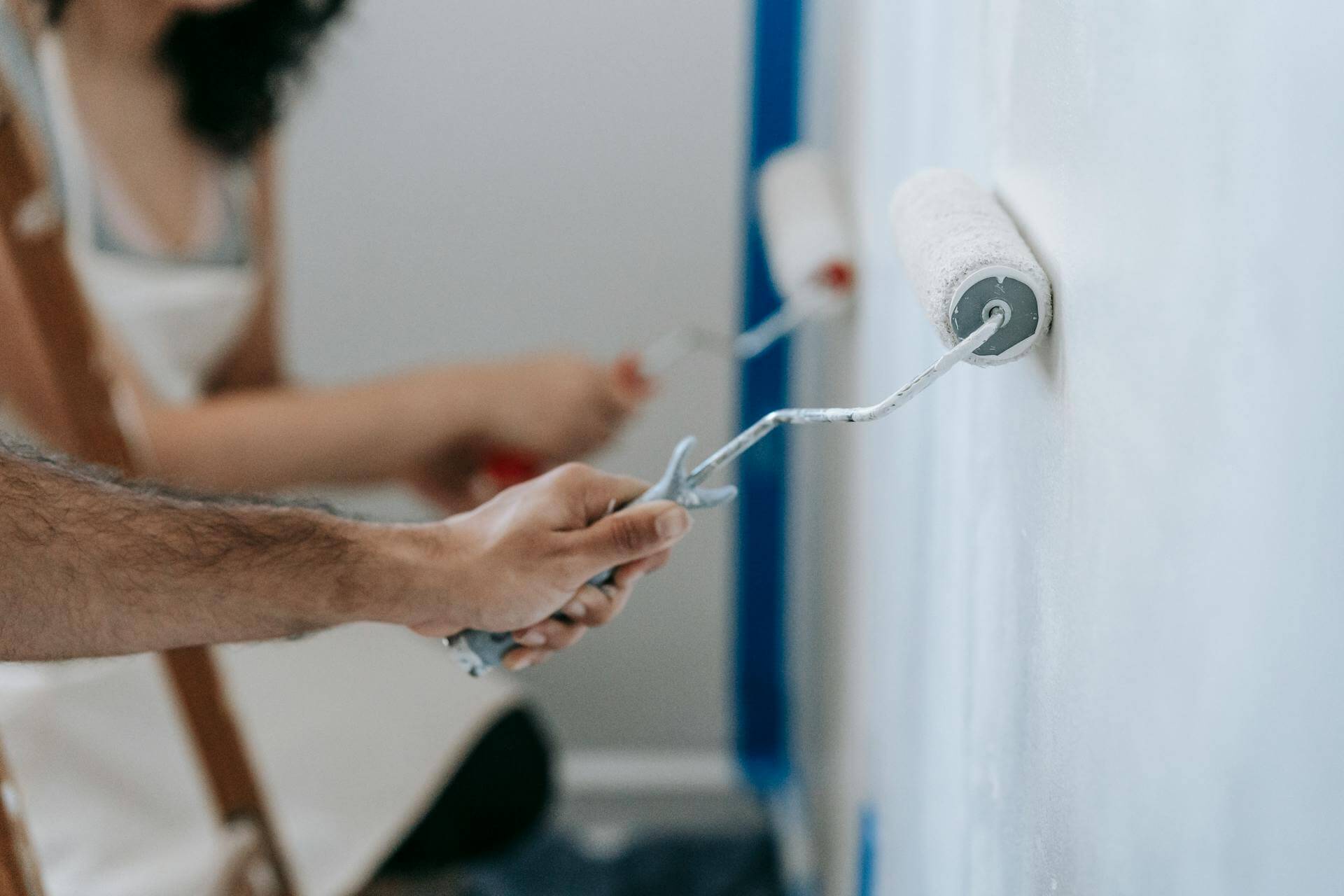 How Should You Prepare Coving for Painting?